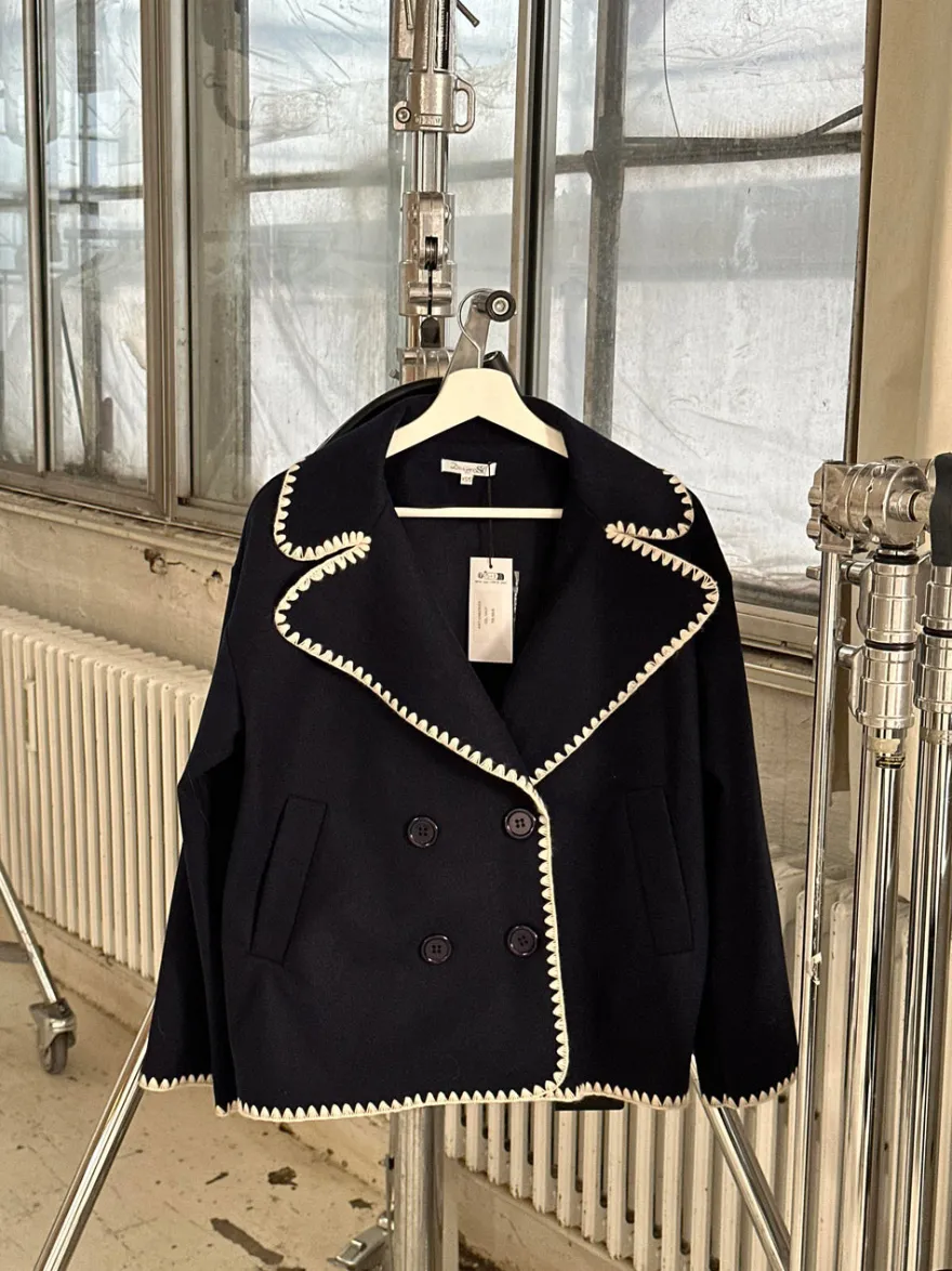 Design By Si Adele jakke med stitchings - Navy Best