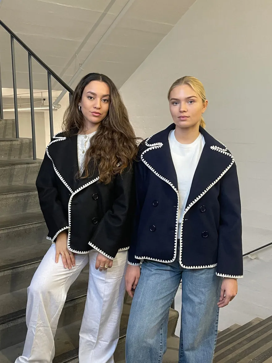 Design By Si Adele jakke med stitchings - Navy Best