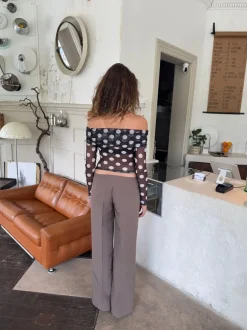 Design By Si Alba off shoulder top med polkaprikker - Sort/hvid Sale