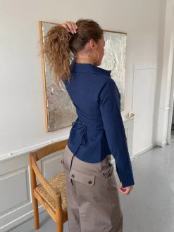Design By Si Alberte figursyet skjorte - Navy New