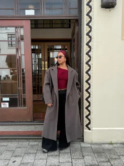 Design By Si Alva oversized frakke - Taupe Hot