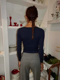 Design By Si Amally langærmet bluse med broderede hjerter - Navy Sale