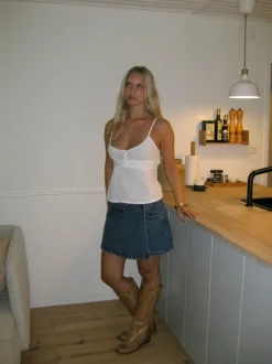 Design By Si Amilie denimskort - Blå Clearance