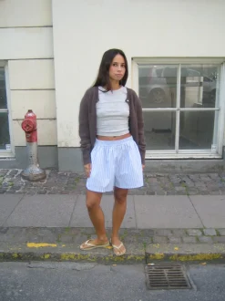 Design By Si Andrea shorts med striber - Blå/hvid Clearance