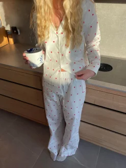 Design By Si Ane pyjamas bukser med hjerter - Hvid Best