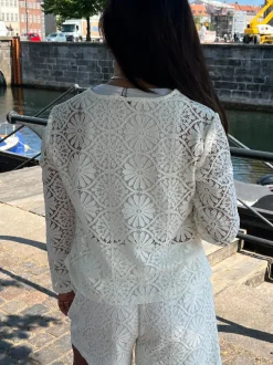 Design By Si Angelina blondebluse - Hvid Outlet