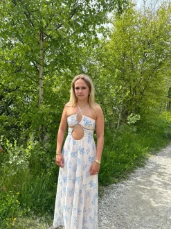 Design By Si Asti kjole med lyseblå blomster - Beige Sale