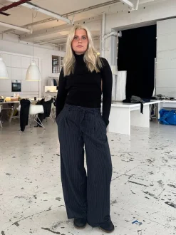 Design By Si Atoniette bukser med snor - Navy Hot