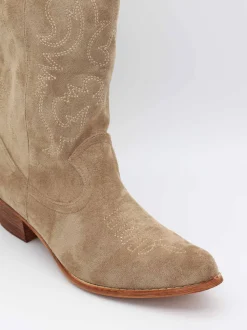 Design By Si Bassau Cowboystøvler i beige imiteret ruskind Outlet