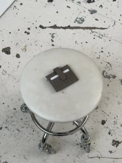 Design By Si Boston flettet kortholder - Grå Best