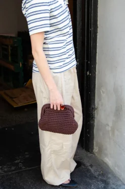 Design By Si Calia hæklet clutch - Brun Clearance