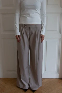 Design By Si Camilla oversized suitbukser - Beige Online