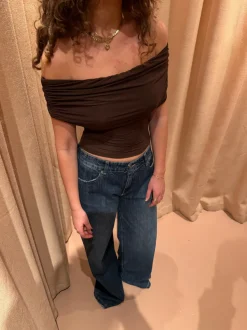 Design By Si Celora off shoulder top - Brun Clearance