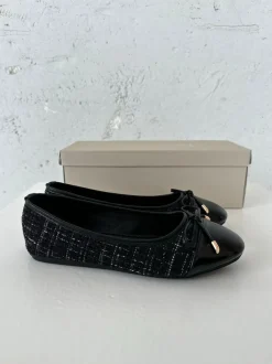 Design By Si Cetinje ballerina sko med skøjfe - Sort Hot