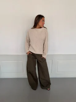 Design By Si Cholana striktrøje med åben ryg - Beige Online