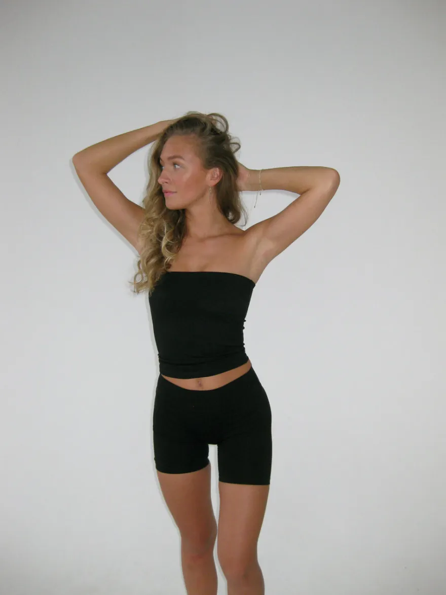 Design By Si Core tube top - Jet Black New