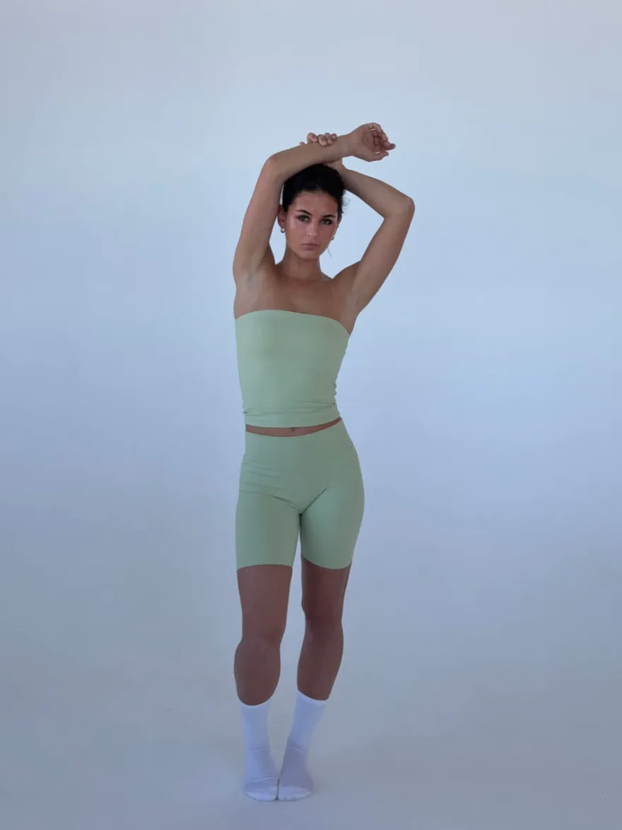Design By Si Core tube top - Matcha Sale