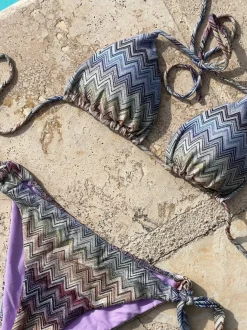 Design By Si Debora bikini med mønster - Guld/lilla Outlet