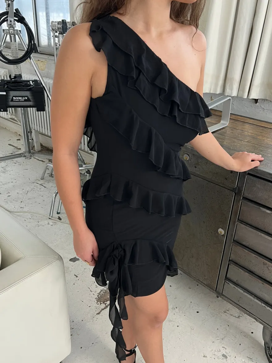 Design By Si Denise kjole med frynser - Sort Clearance