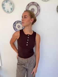 Design By Si Dilly top med knapper - Brun Online