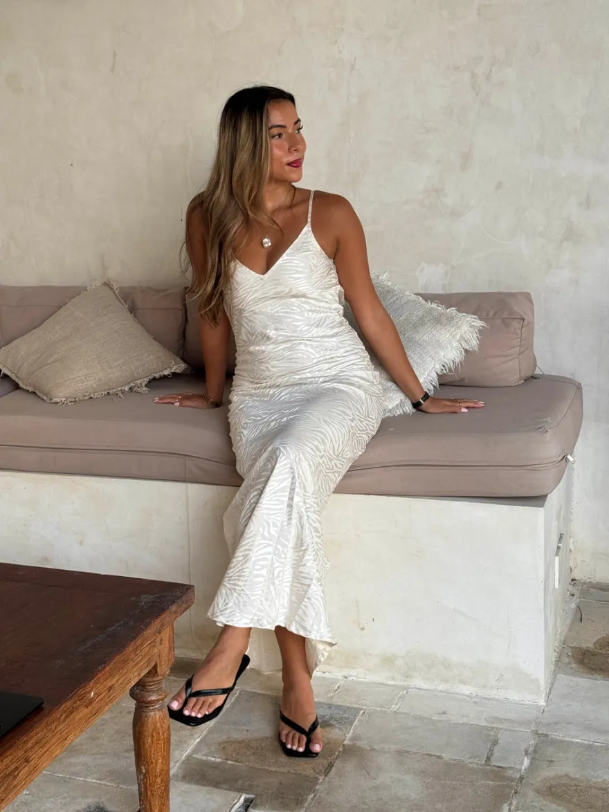 Design By Si Donnia maxikjole i silke - Off white Clearance