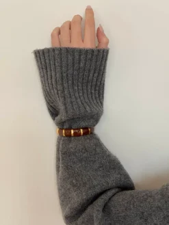 Design By Si Eivora armbånd med striber - Brun/guld Best