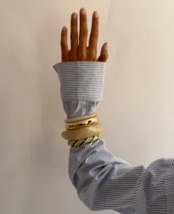 Design By Si Eivora armbånd med striber - Grøn/hvid/guld New