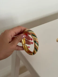 Design By Si Eivora armbånd med striber - Grøn/hvid/brun Online