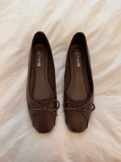 Design By Si Eline ballerinaer med detaljer - Mørkebrun Sale