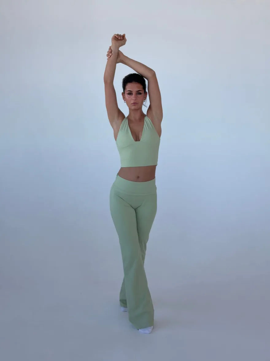 Design By Si Essential flared pants - Matcha Hot