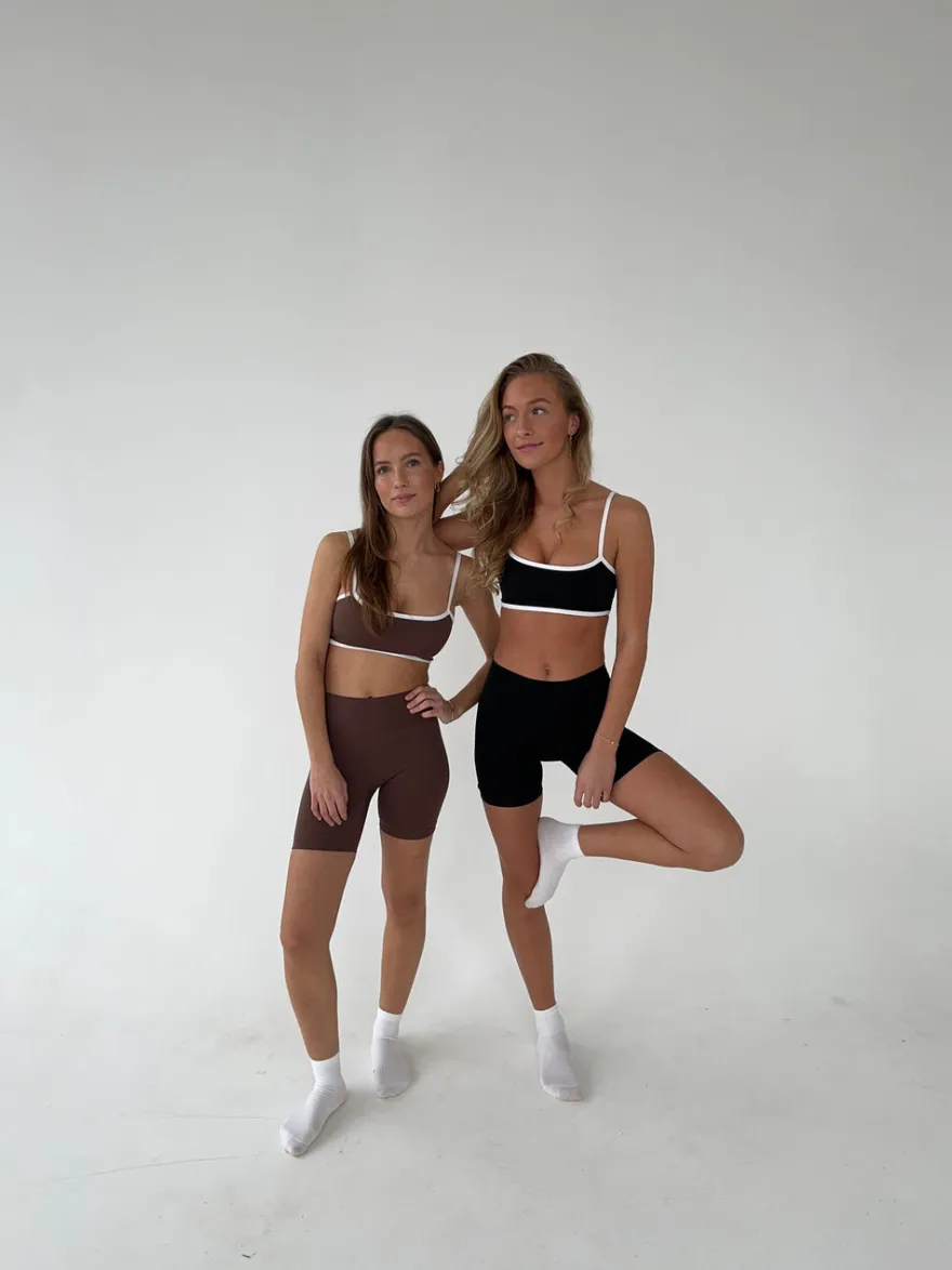 Design By Si Essential shorts - Espresso Clearance