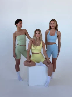 Design By Si Essential shorts - Matcha Best