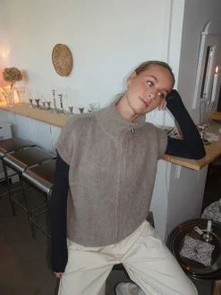 Design By Si Fiona vest med høj hals - Beige New