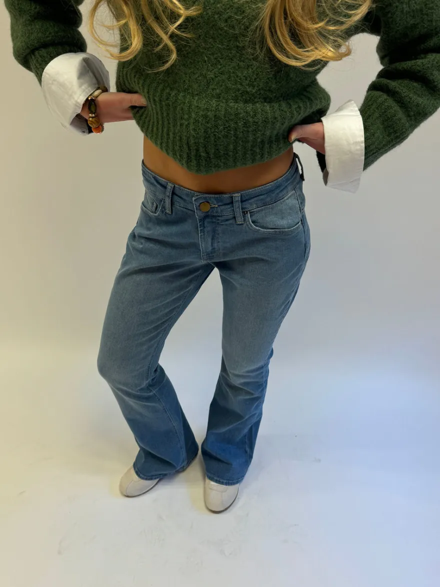 Design By Si Flared star jeans med navy stjerne - Lys denim Clearance