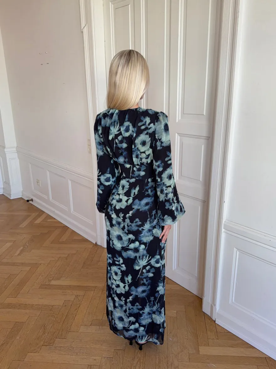 Design By Si Floral kjole med blomster - Navy/hvid New
