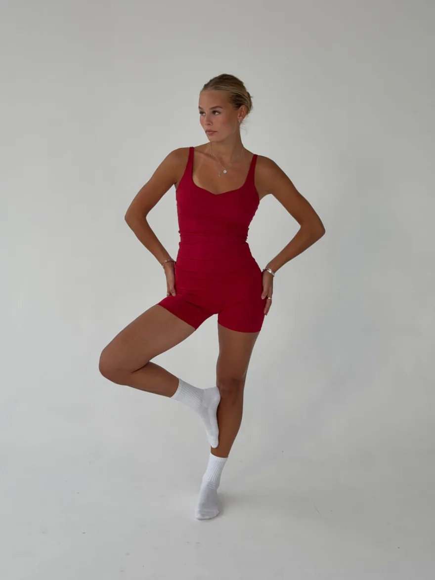 Design By Si Folded essential shorts - Cherry Hot