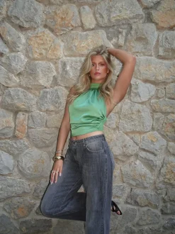 Design By Si Frida halternecktop med åben ryg - Grøn Hot