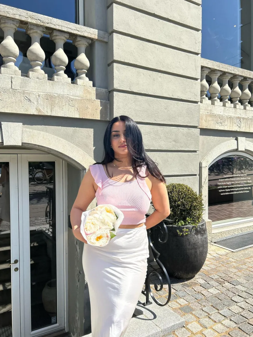 Design By Si Gabrielle maxinederdel i satin - Hvid Online