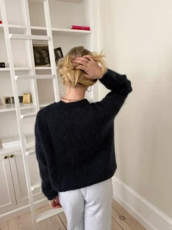 Design By Si Genevieve striktrøje - Navy Sale