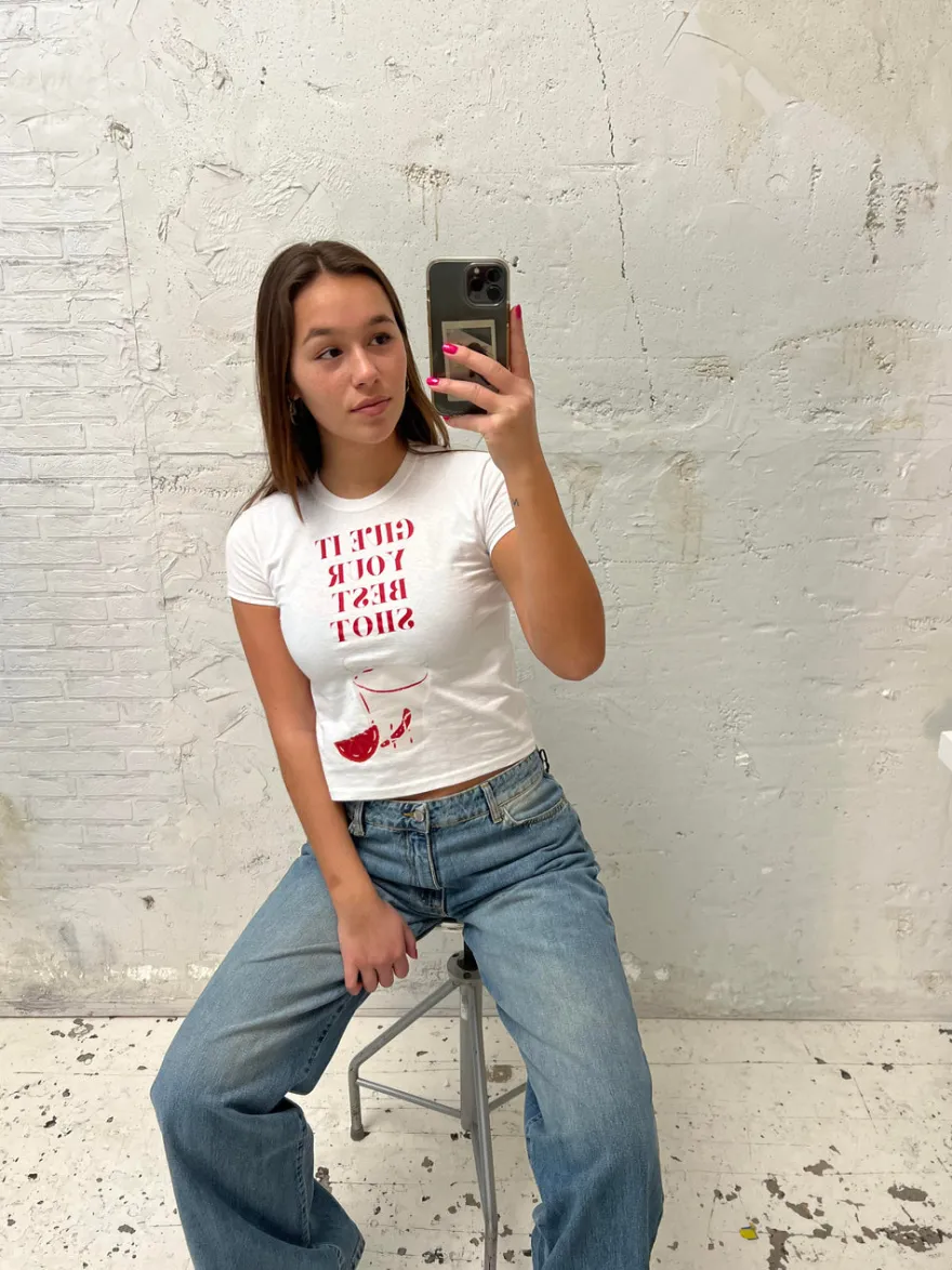 Design By Si Give it your best shot baby tee - Hvid Discount