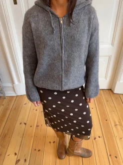 Design By Si Gregina hoodie med zip i strik - Grå Discount