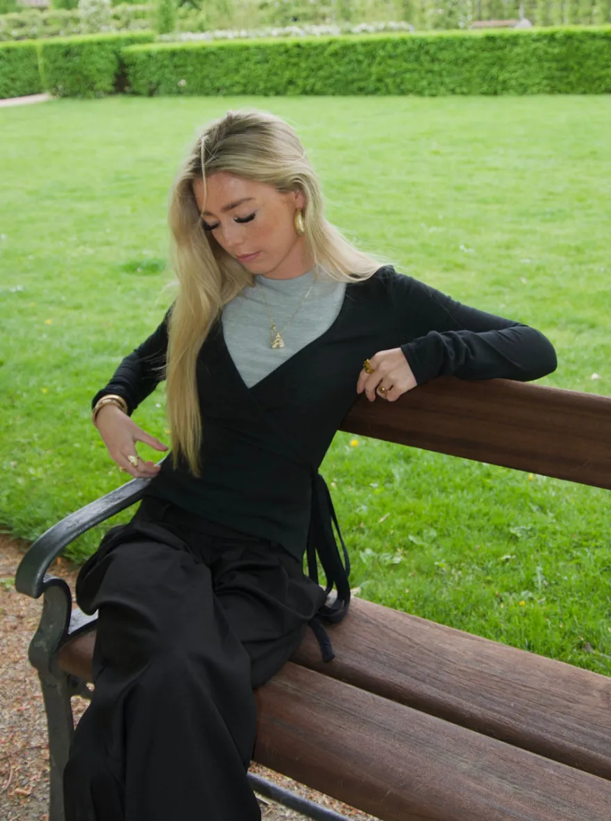 Design By Si Hekla bluse med bindebånd - Sort New