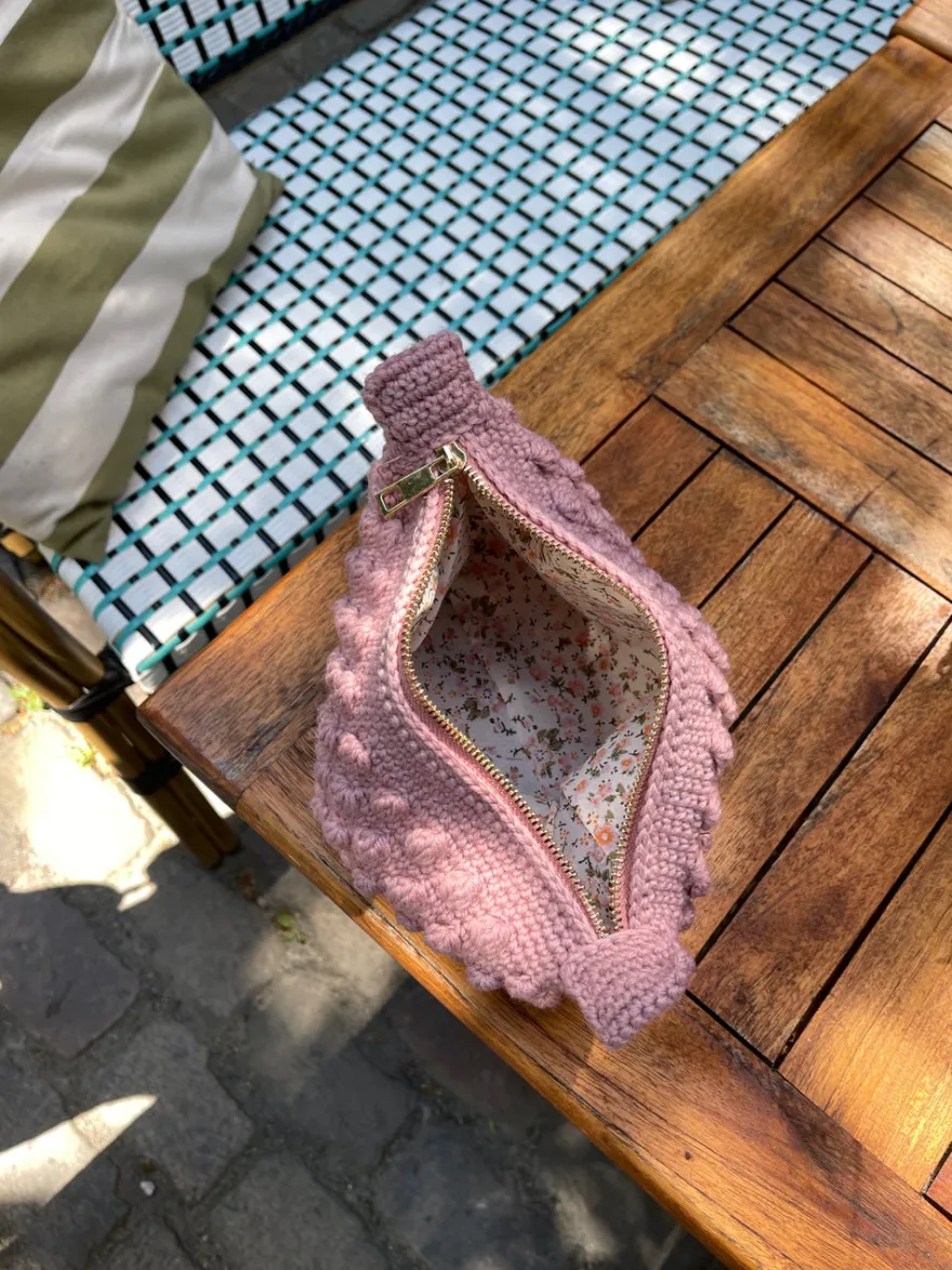 Design By Si Hæklet clutch - Lyserød