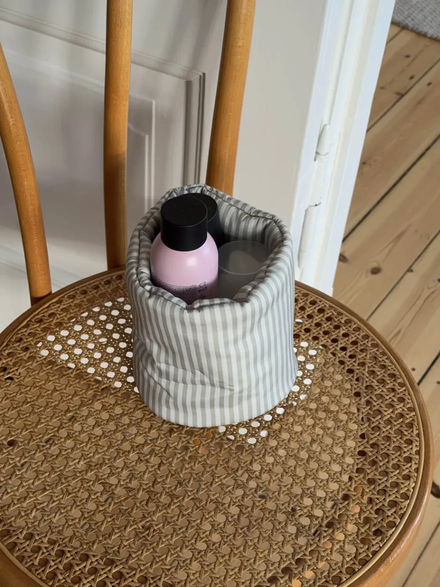 Design By Si Honey lille opbevaring med striber -Hvid/grøn Discount