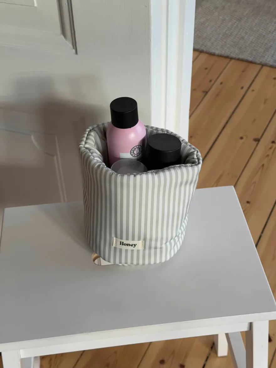Design By Si Honey lille opbevaring med striber -Hvid/grøn Discount