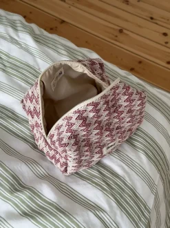 Design By Si Honey lille toilettaske med mønster - Beige/rød