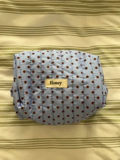 Design By Si Honey lille toilettaske med prikker - Blå/brun New