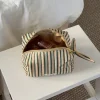 Design By Si Honey lille toilettaske med striber - Beige/grøn New