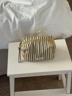 Design By Si Honey lille toilettaske med striber - Beige/grøn New