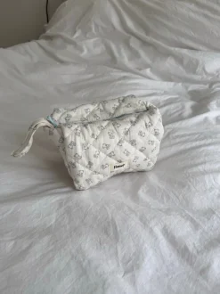 Design By Si Honey lille toilettaske - Off white med bamser Hot
